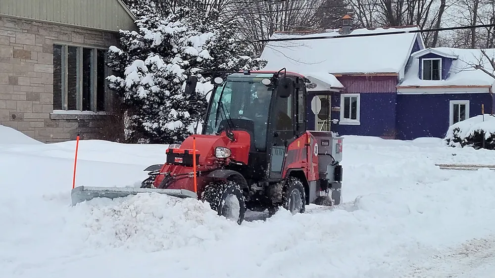 Sidewalk plow Benco-Schaffer 4670MAX